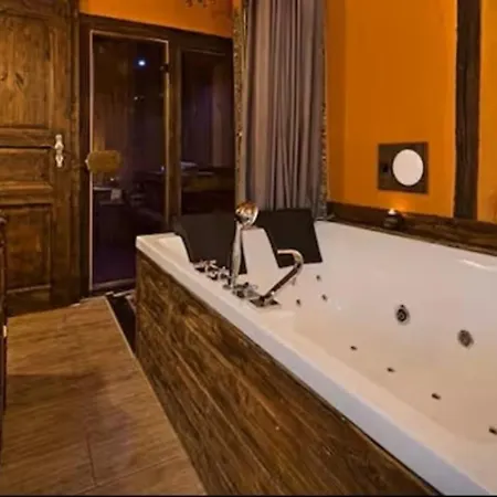 Ferienhaus-sauna Pool Whirlpool Дом отдыха Гримма