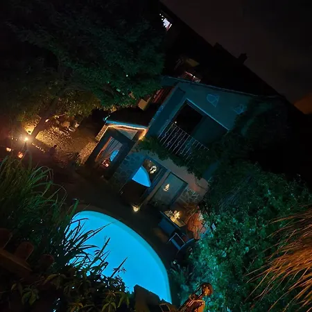Ferienhaus-sauna Pool Whirlpool Гримма