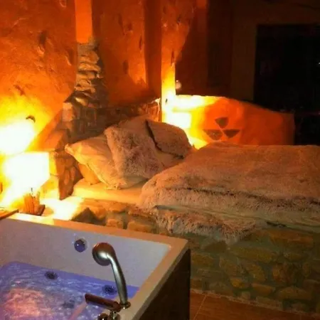 Дом отдыха Ferienhaus-sauna Pool Whirlpool